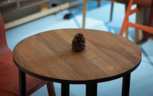Pine wood round table 